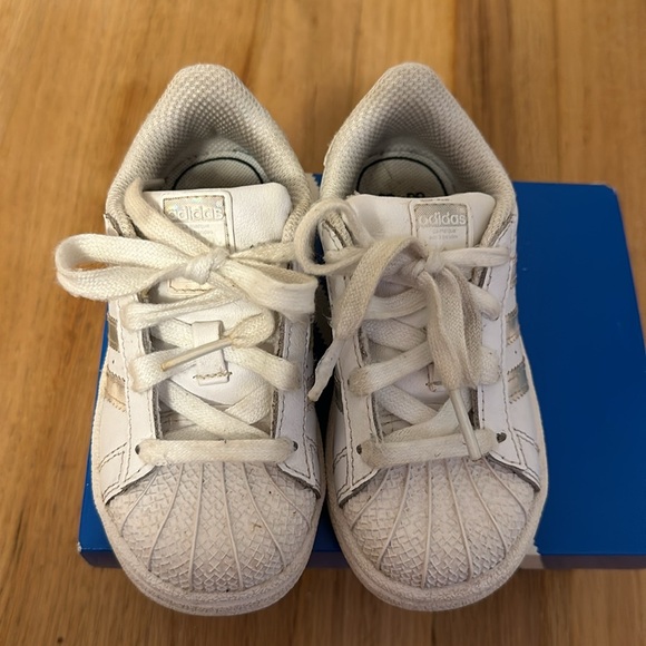 Adidas toddler girl superstar 1 sneakers size 7 - Picture 4 of 8